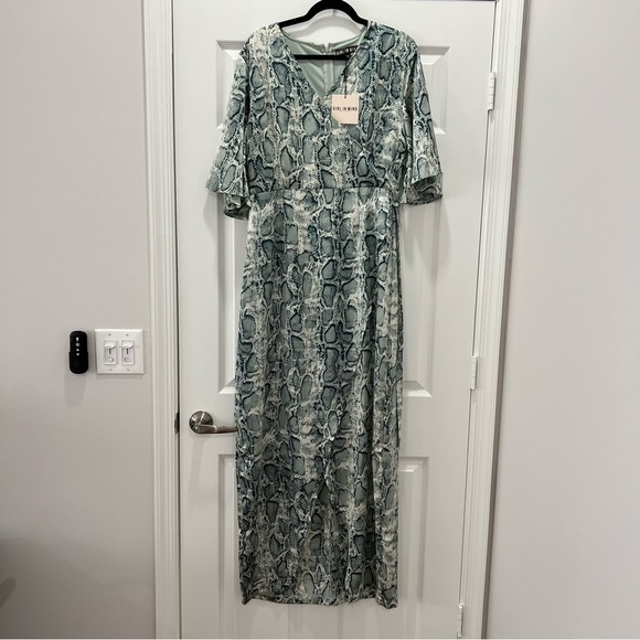ASOS Dresses & Skirts - NWT ASOS Slit Leg Maxi Dress